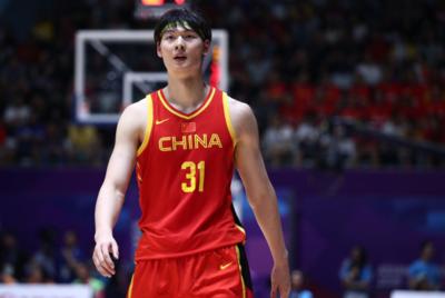 历史上的华人篮球运动_世界华人篮球_华人打篮球的名人