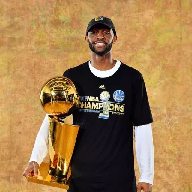 篮球冠军是谁_17年篮球NBA谁是冠军_篮球冠军2021