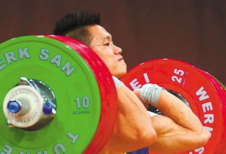 中国举重夺冠视频集锦_中国举重冠军2021夺冠视频_举重夺冠热门