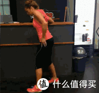 健身房练腿部_健身房腿部锻炼动作_健身房腿部动作