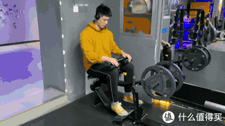 健身房腿部动作_健身房练腿部_健身房腿部锻炼动作