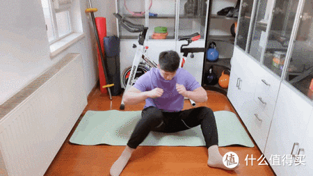 健身房练腿部_健身房腿部动作_健身房腿部锻炼动作