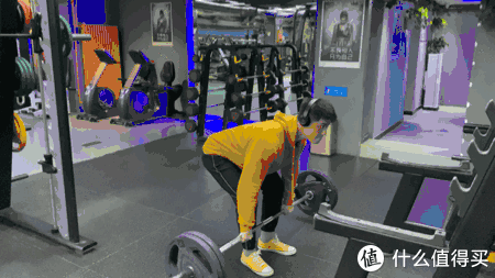 健身房腿部锻炼动作_健身房练腿部_健身房腿部动作